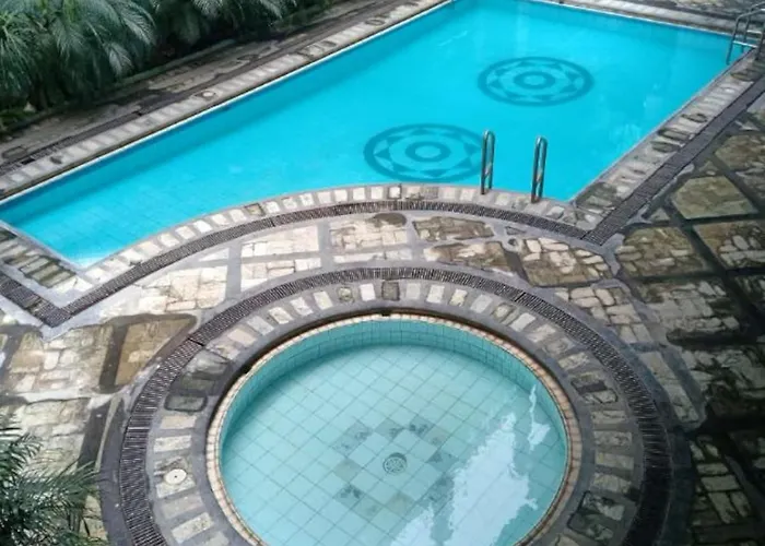 Hotel R&r Entire Unit Manila